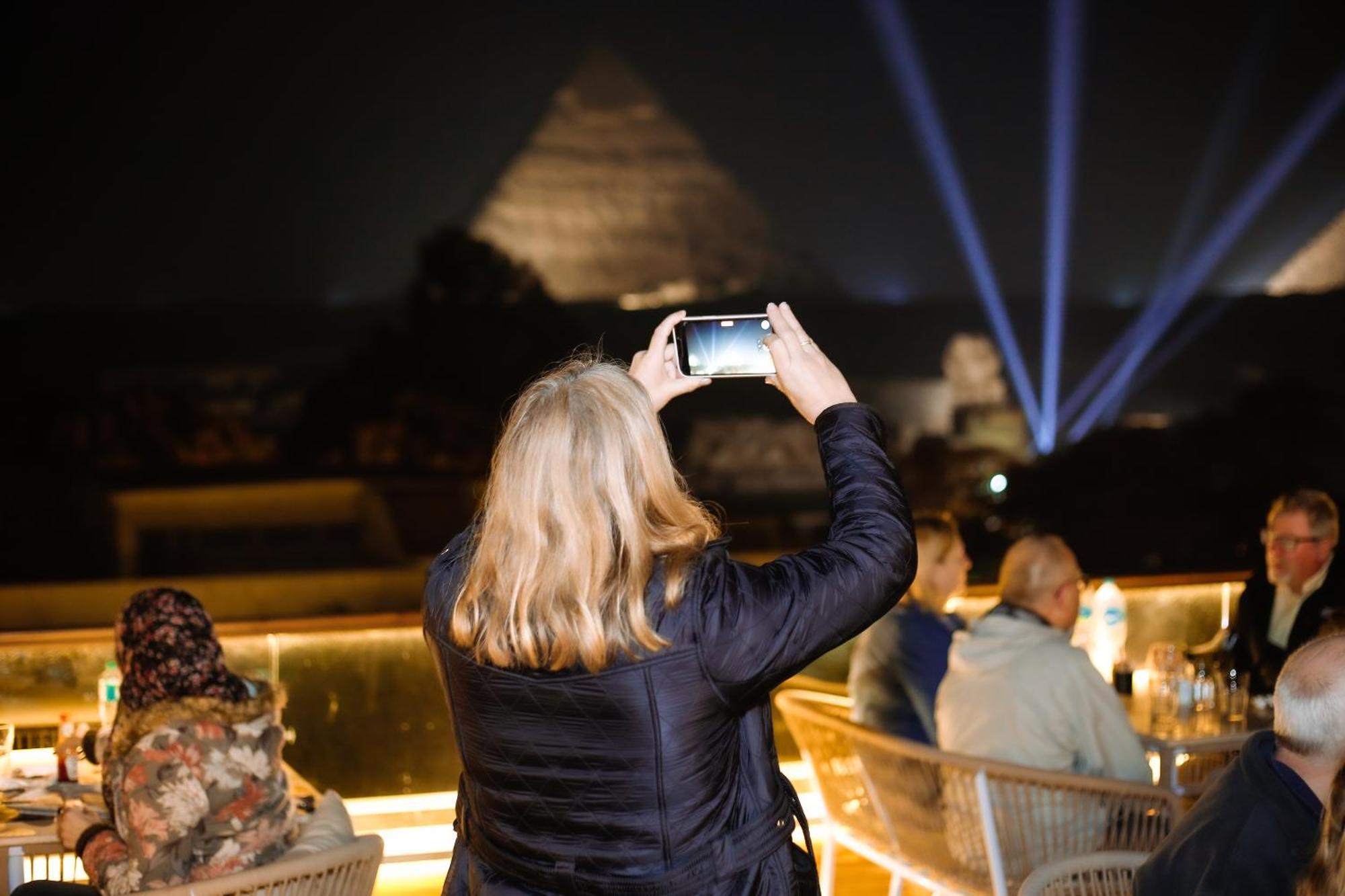 Tree Lounge Pyramids View Inn , Sphinx Giza Kafrat al Jabal Exterior foto