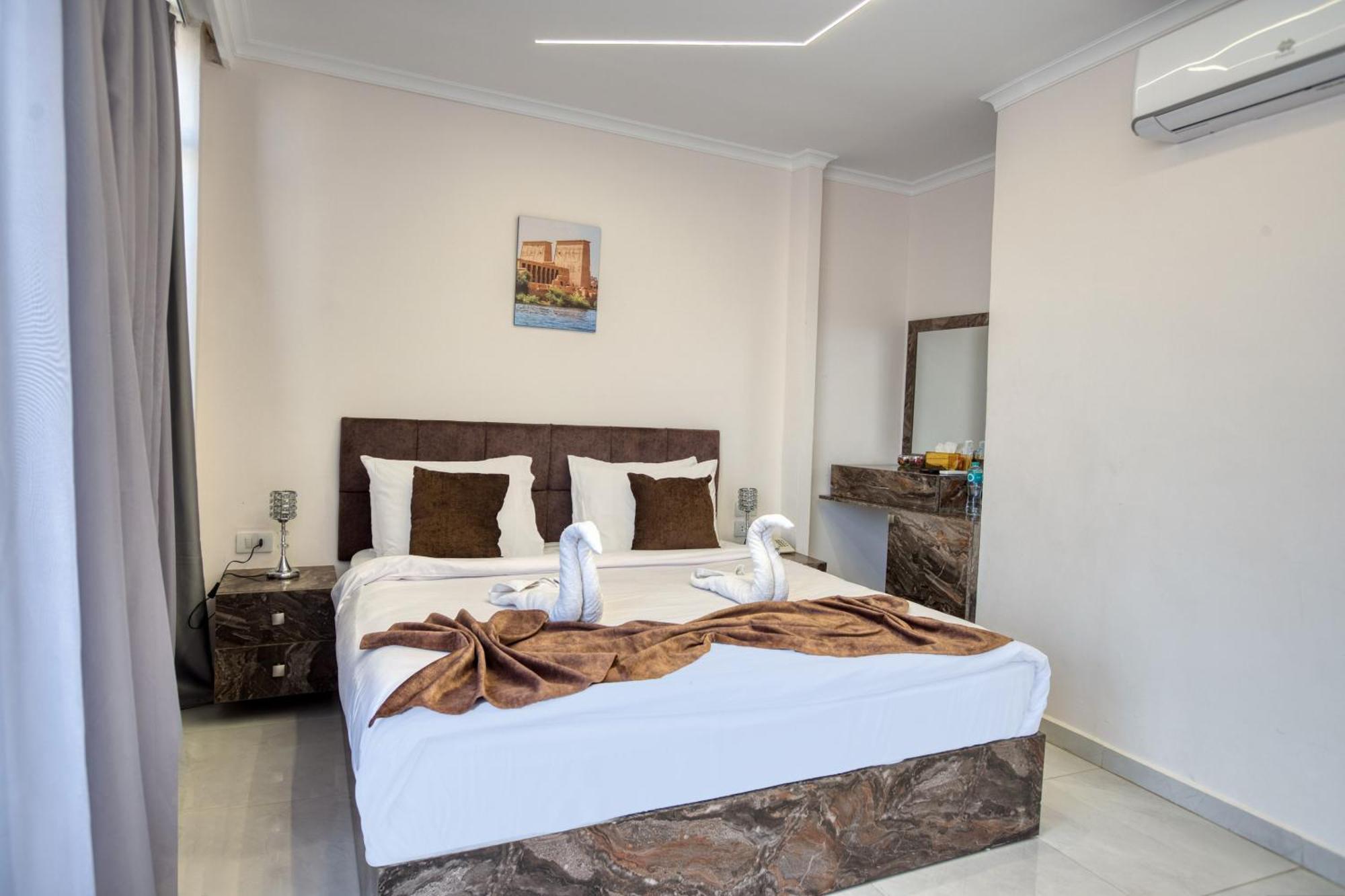 Tree Lounge Pyramids View Inn , Sphinx Giza Kafrat al Jabal Exterior foto
