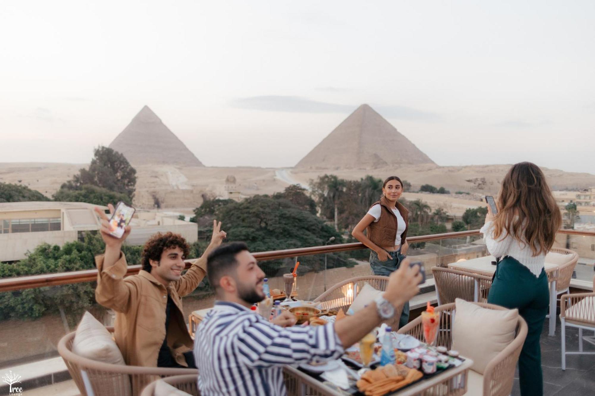 Tree Lounge Pyramids View Inn , Sphinx Giza Kafrat al Jabal Exterior foto