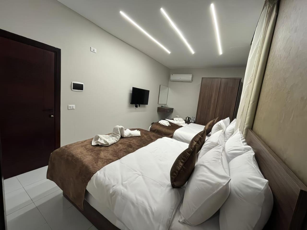 Tree Lounge Pyramids View Inn , Sphinx Giza Kafrat al Jabal Exterior foto
